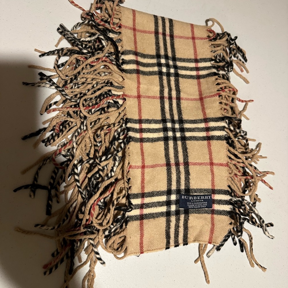 Burberry cashmere fringe scarf. Bought at Sak’s Fifth Ave. NYC. Camel - Picture 4 of 6